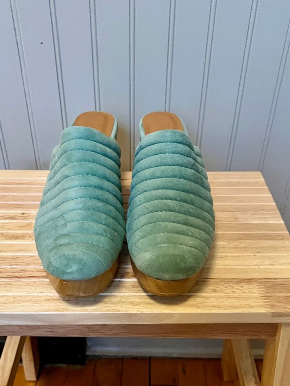 Beklina Ribbed Clogs